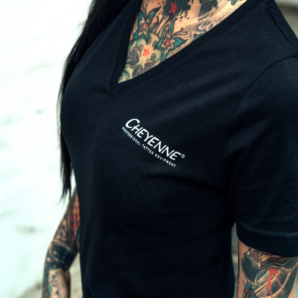 T-Shirt Women With Print & V-Neck - Image 3